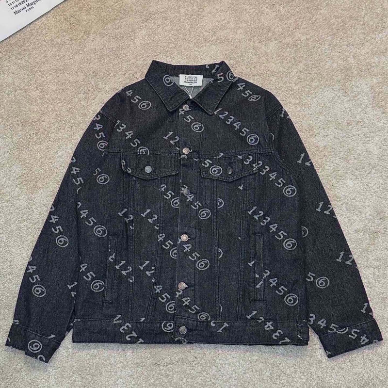 Ba*len*cia*ga coats